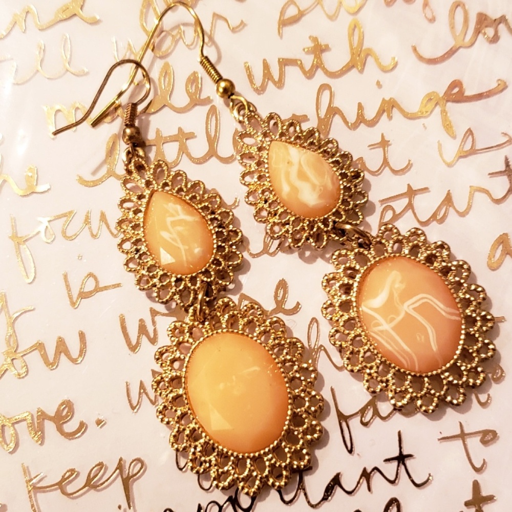 Marbelized Peach with Gold Accent Earrings